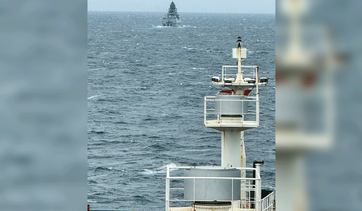 Hormuz appears set for reopening as US, Iran announce lifting blockades
