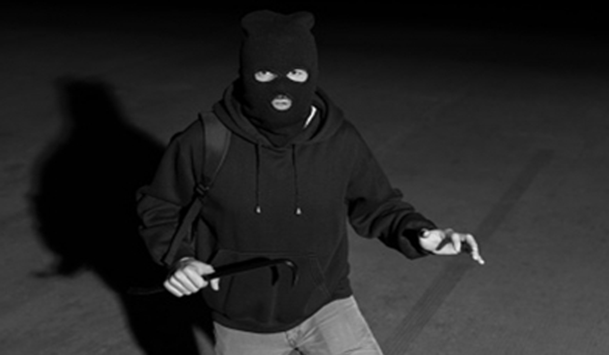 Nepali gang strikes again in Hyderabad, robs elderly couple