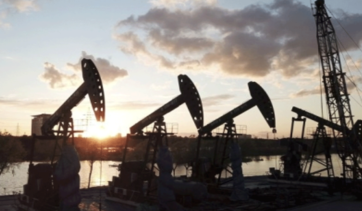 OPEC+ agrees to oil output quota hike amid Hormuz blockade, Kuwait oil exports zero