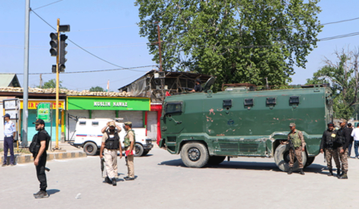 J&K Police raids 15 locations in Sopore linked to UAPA cases