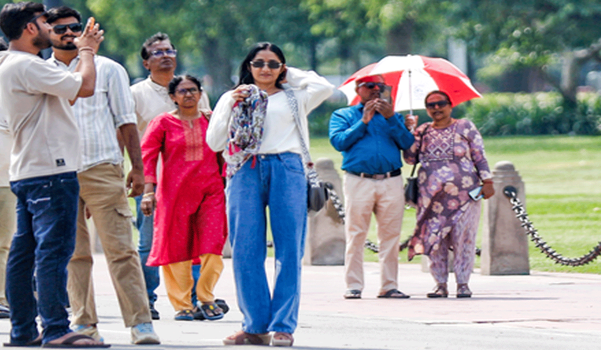 IMD issues yellow alert for heatwave in Delhi-NCR for next three days