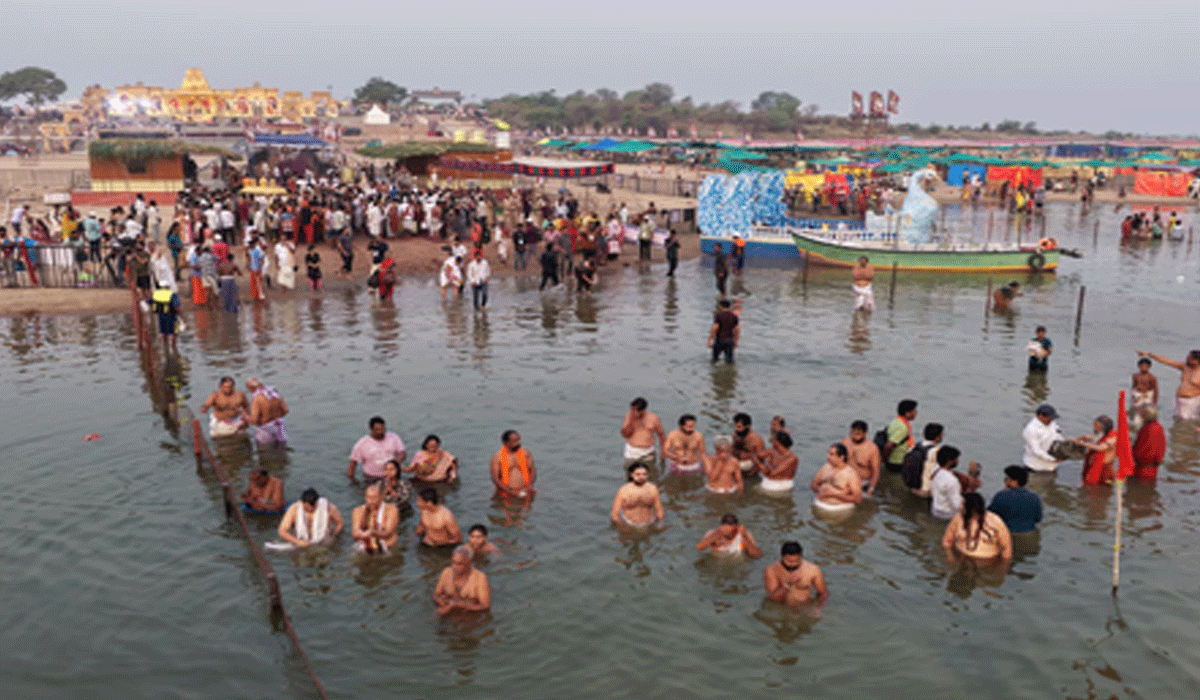12-day Saraswati Antya Pushkaralu begins in Telangana’s Kaleshwaram
