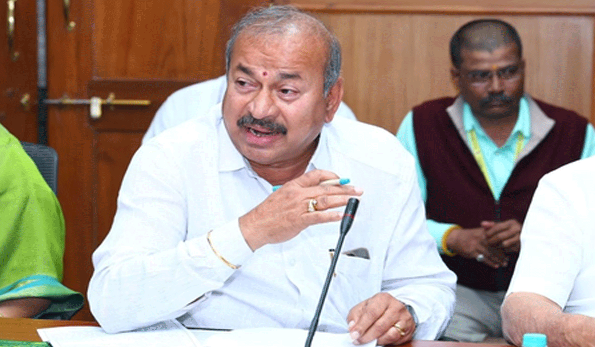 Karnataka BJP MLA targets Rahul Gandhi over alliance with Vijay’s TVK