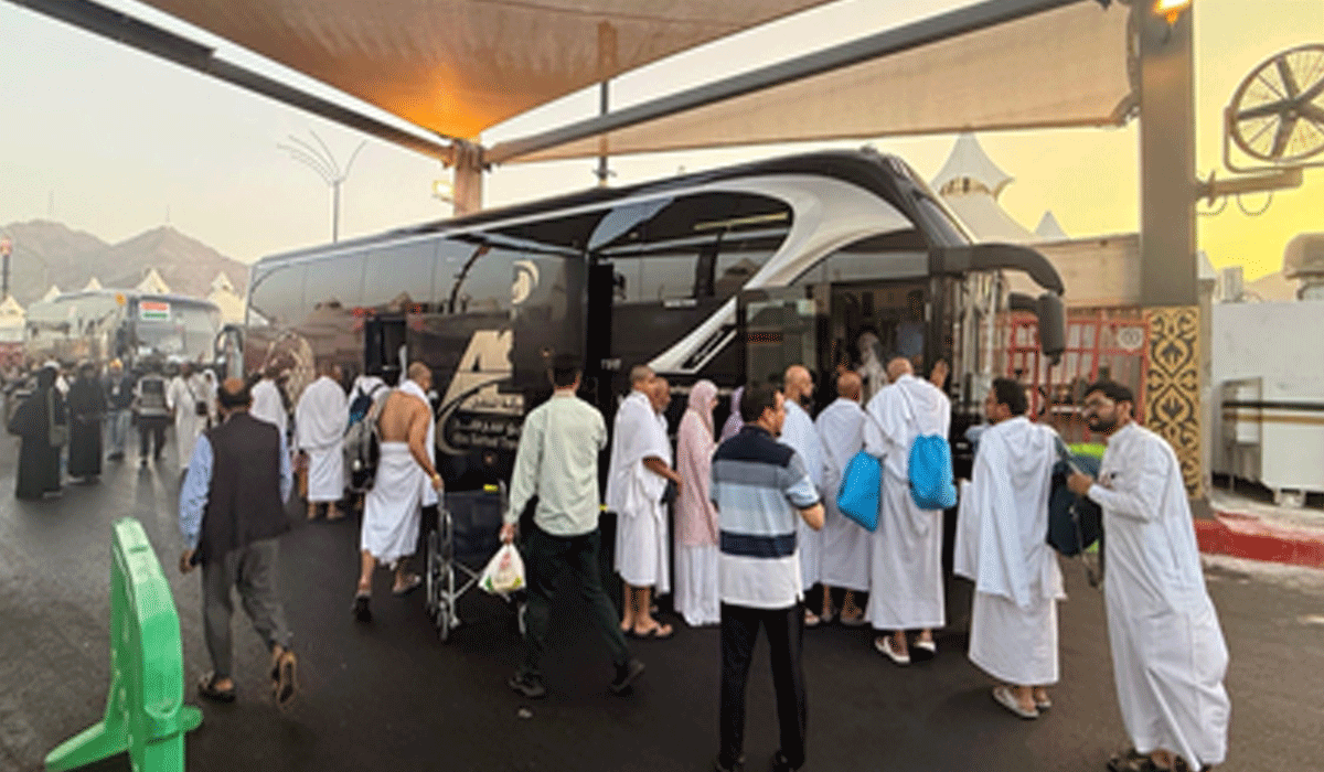 Indian pilgrims reach Arafat as Haj rituals begins in Saudi Arabia