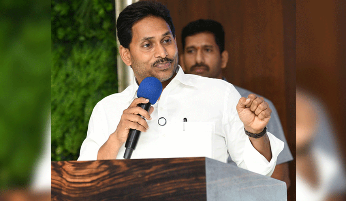 Jagan blames SIR for defeat of Mamata Banerjee, Stalin