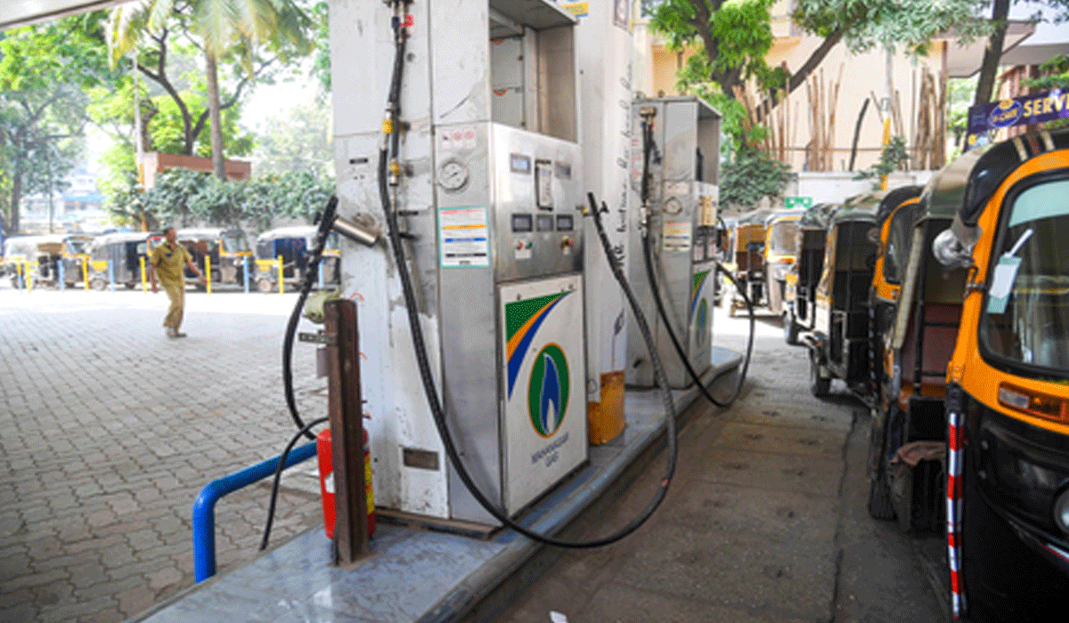 CNG prices at Rs 86 per kg in Mumbai after Rs 2 hike; piped cooking gas costly by 50 paise