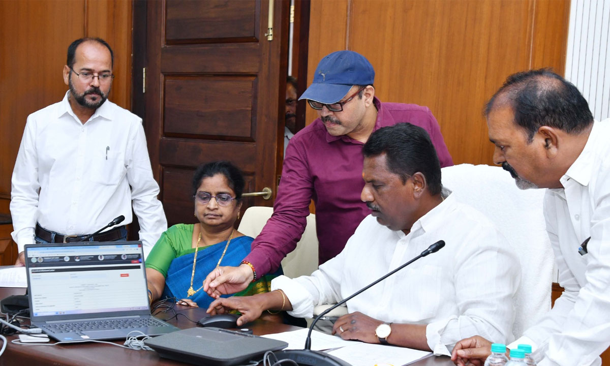 Telangana Gurukul Admissions 2026-27: 18,401 Seats Filled in Phase-1 as Minister Adluri Laxman Kumar Announces Results