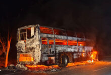 Telangana Bus Fire: 36 Passengers Escape as Hyderabad-Kakinada Private Bus Catches Fire Near Pedda Kaparthy in Nalgonda