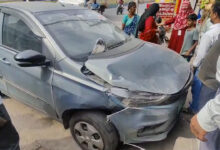Electric Car Crashes into Vehicles and Tiffin Center in Kukatpally, Police Launch Investigation
