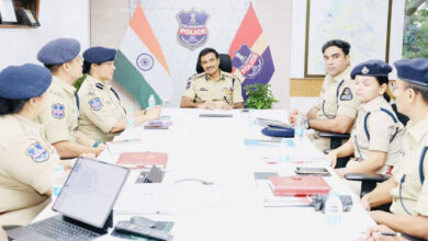 Hyderabad Traffic Review: DGP C. V. Anand Holds Meeting with Traffic Officials, Announces Road Safety Bureau Under CM Directions