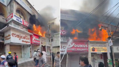 Massive Fire Breaks Out at Clothing Store Near Charminar, Firefighters Battle Blaze at Madina Crossroads in Hyderabad