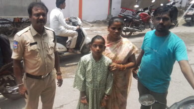 Hyderabad: Chatrinaka Police Reunite Lost 9-Year-Old Girl with Family Within Hours