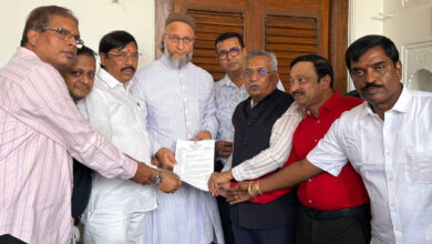 Asaduddin Owaisi Assures Support Against Illegal E-Pharmacy Operations After Meeting Chemists Delegation