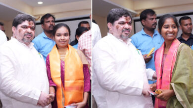 Ponnam Prabhakar Felicitates Top Government School Students, Pushes ‘Badi Bata’ Campaign