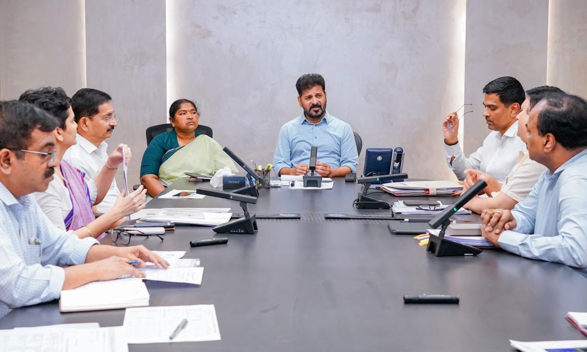 CM Revanth Reddy Orders Timely Salaries for Employees on First of Every Month