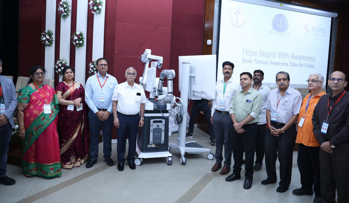 KIMS Hospitals Crosses 10,000 Brain Tumor Surgeries, Launches Advanced Robotic Digital Microscope