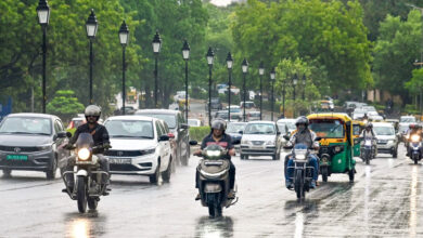 Delhi-NCR may get rain relief as IMD forecasts thunderstorms, light showers; AQI remains 'poor'