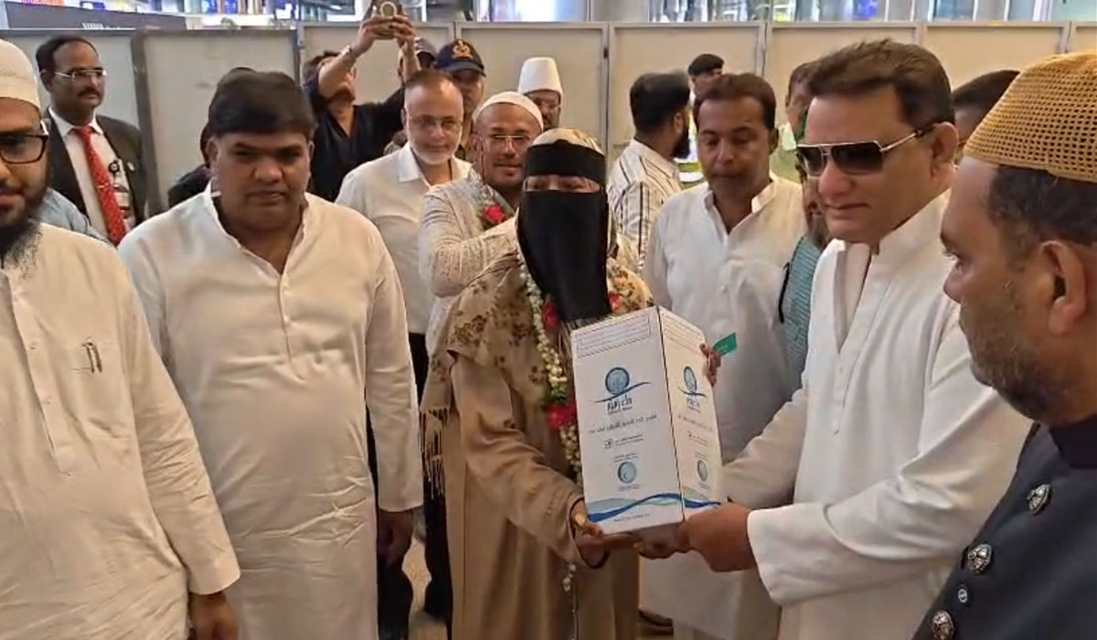 First Batch of Hajj 2026 Pilgrims Receives Grand Welcome in Hyderabad