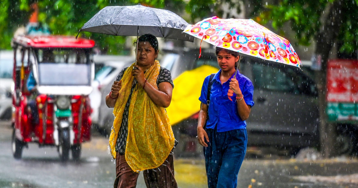 Light rain, thunderstorms likely in Delhi-NCR; air quality remains moderate