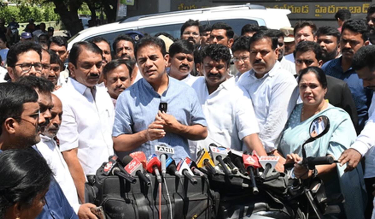 BRS leader imprisoned to cover up ‘scams’ in Singareni: KTR