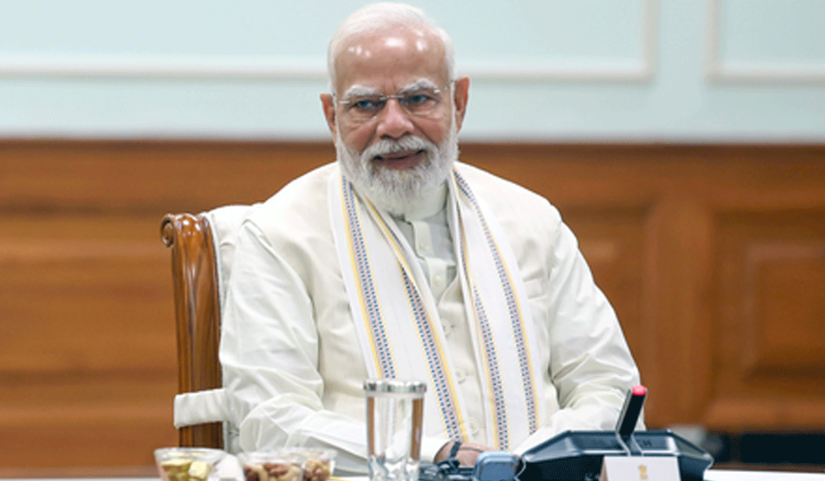 Ministers hail PM Modi as he completes 4,399 days, sets tenure record