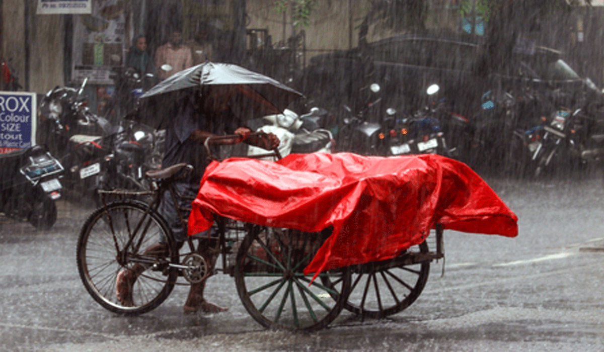 Heavy rain likely in five Tamil Nadu districts today; thunderstorms forecast