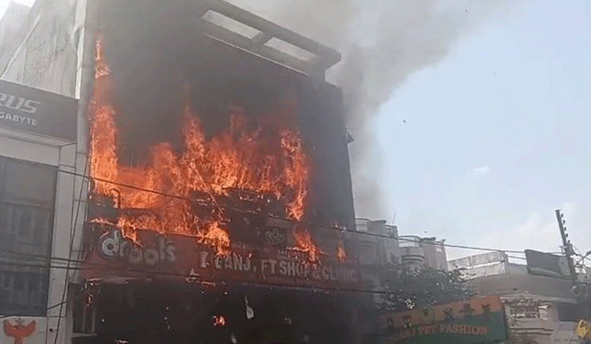 Three killed in Lucknow coaching centre fire, CM Yogi orders swift rescue operations