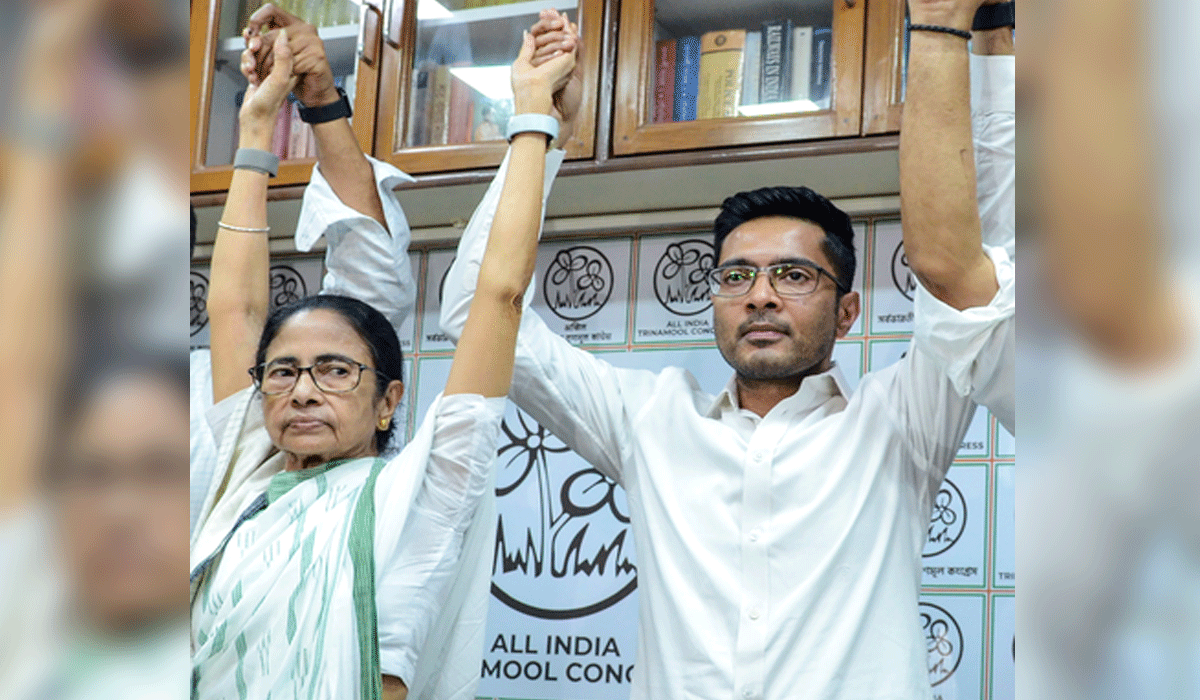 Trinamool faction loyal to Mamata writes to ECI, claims 'original' working committee