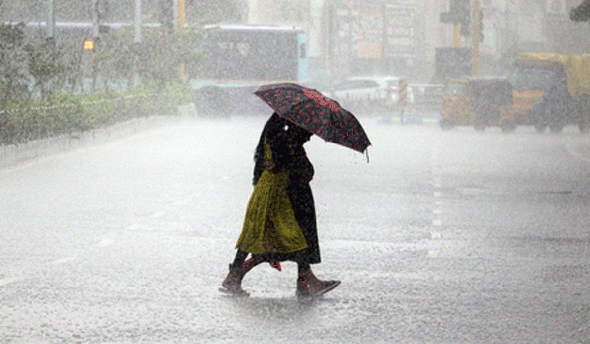 Heavy rain, strong winds forecast for six TN districts today; fishermen issued weather warning