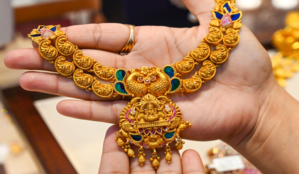 Gold declined over 4 pc this week over stronger US dollar, high treasury yields