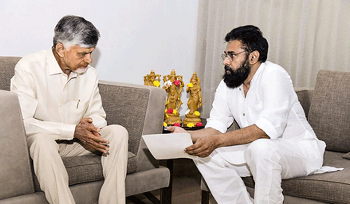 Andhra CM Chandrababu Naidu defends his deputy Pawan Kalyan amid criticism in Telangana