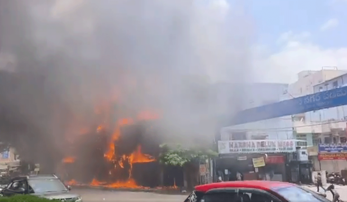 Hyderabad: Fire Breaks Out at Ameerpet Shopping Complex, No Casualties Reported