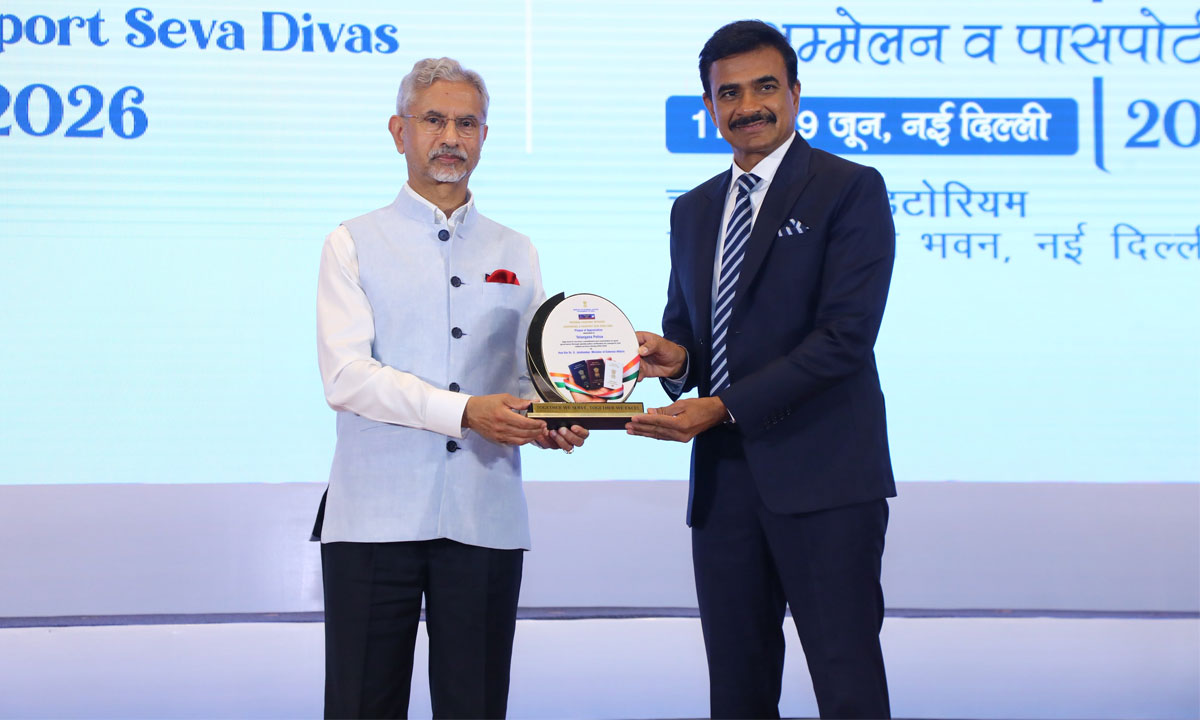 Telangana Police Wins Institutional Performance Award at Passport Seva Divas 2026; DGP CV Anand Receives Honour in New Delhi