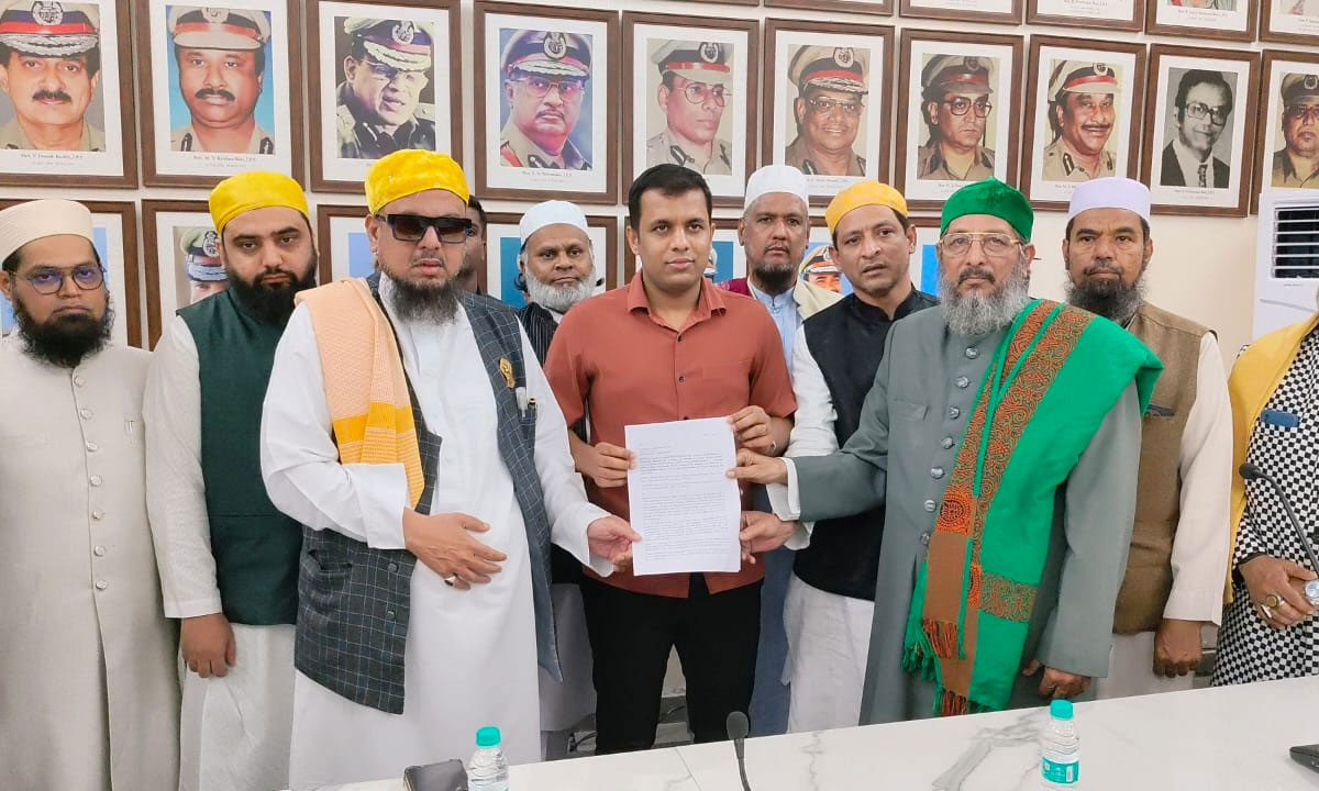 Hyderabad Religious Leaders Meet DCP Kiran Khare, Demand Strict Action Over Alleged Blasphemous Remarks