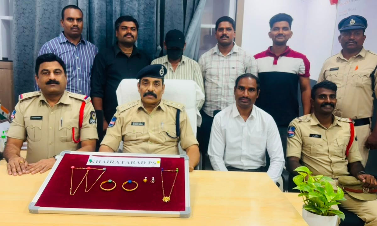 Khairatabad Police Detect Gold Theft in Travels Bus, recover 62 Grams of Stolen Gold; Accused Arrested