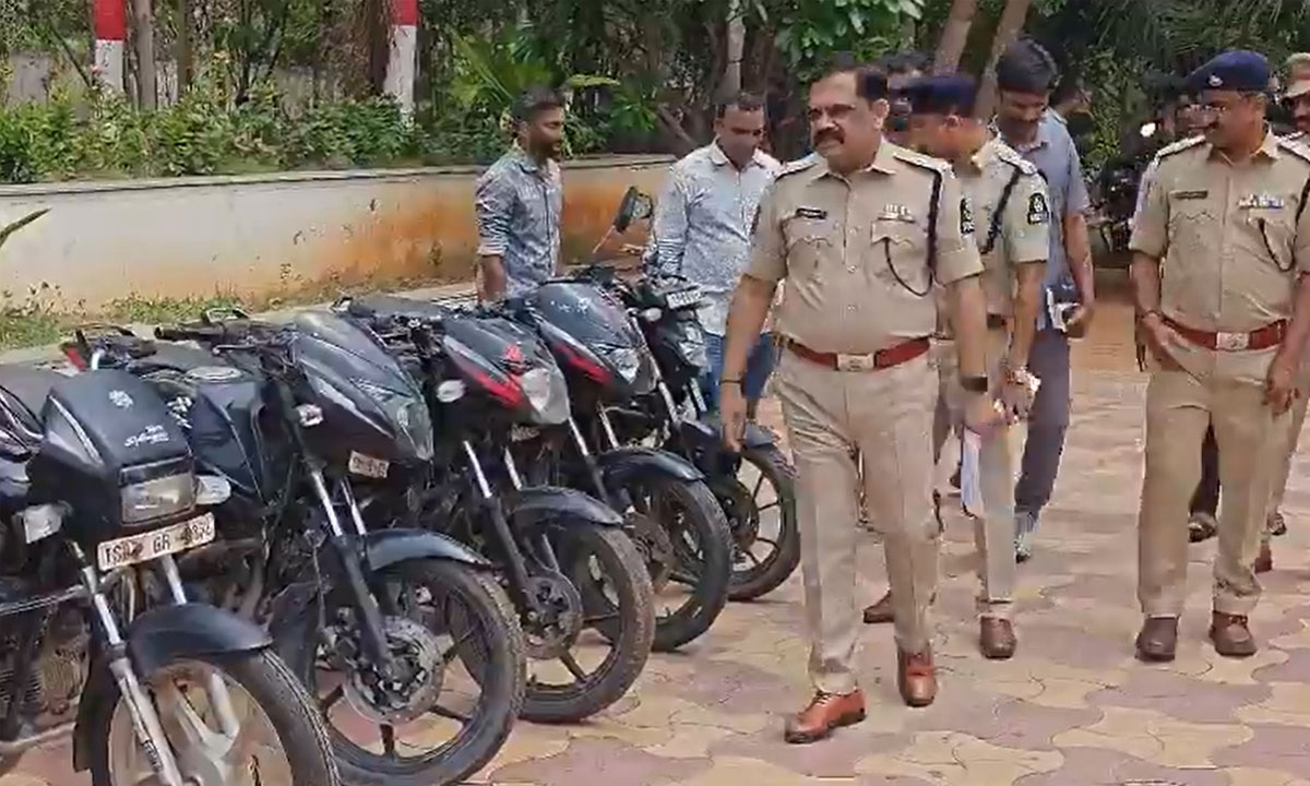 Rajendranagar Police Arrest Habitual Vehicle Thief, Recover 10 Stolen Vehicles in Hyderabad