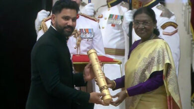Rohit Sharma Receives Padma Shri Award from President Droupadi Murmu at Rashtrapati Bhavan