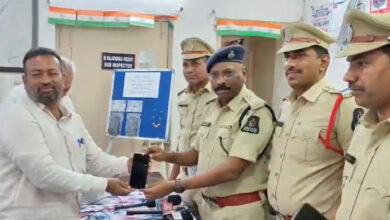 Tolichowki Police Recover 26 Stolen Mobile Phones Worth Rs 5 Lakh Through CEIR Portal, Return Them to Owners