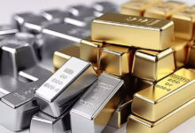 Gold, silver trade mixed amid hopes Fed may hold interest rates