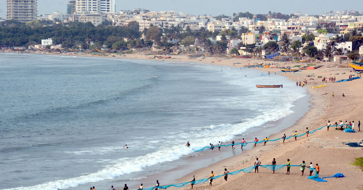 Search continues for six fishermen missing off Visakhapatnam coast; one returns safely