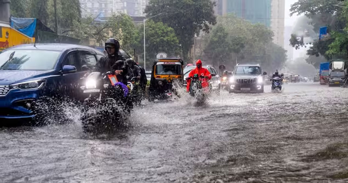 Mumbai rains: Orange Alert issued, schools and colleges shut as 380 mm rain recorded in 48 hours