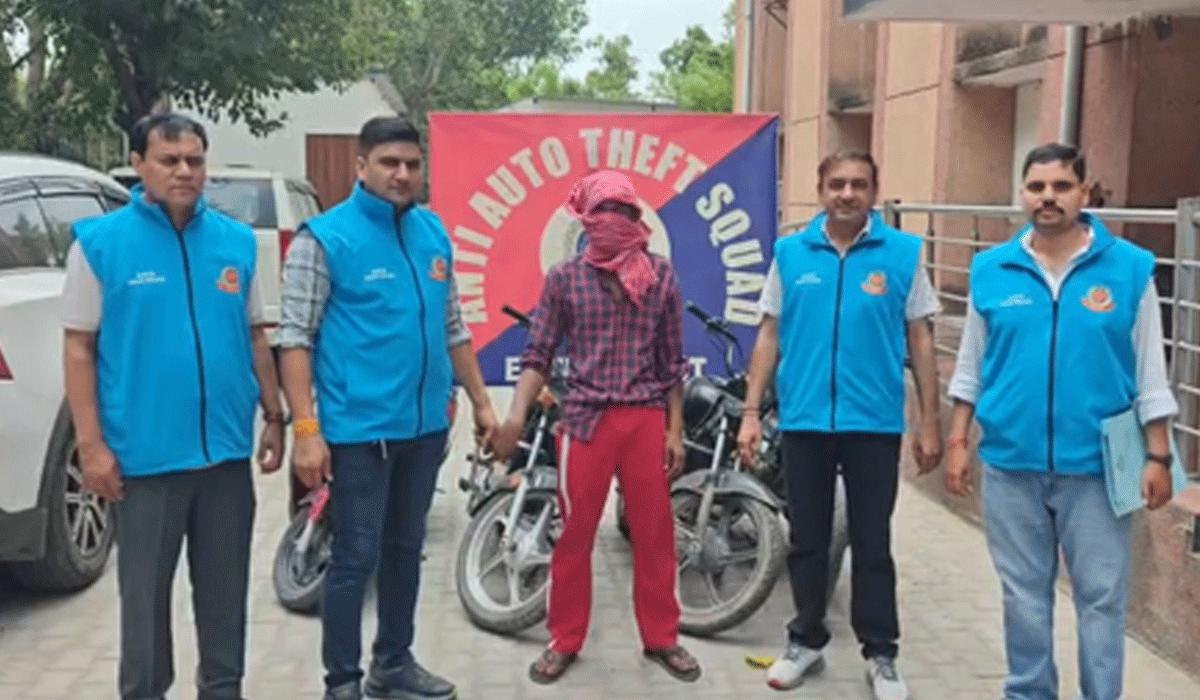 Auto-thief arrested in Delhi, stolen two-wheelers recovered, four theft cases solved