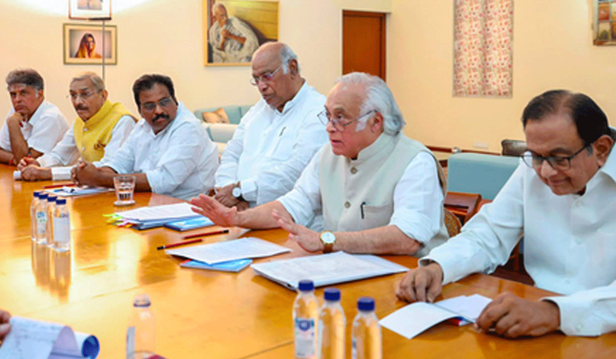 Kharge writes to PM Modi, seeks all-party meeting on revised Delimitation Bill