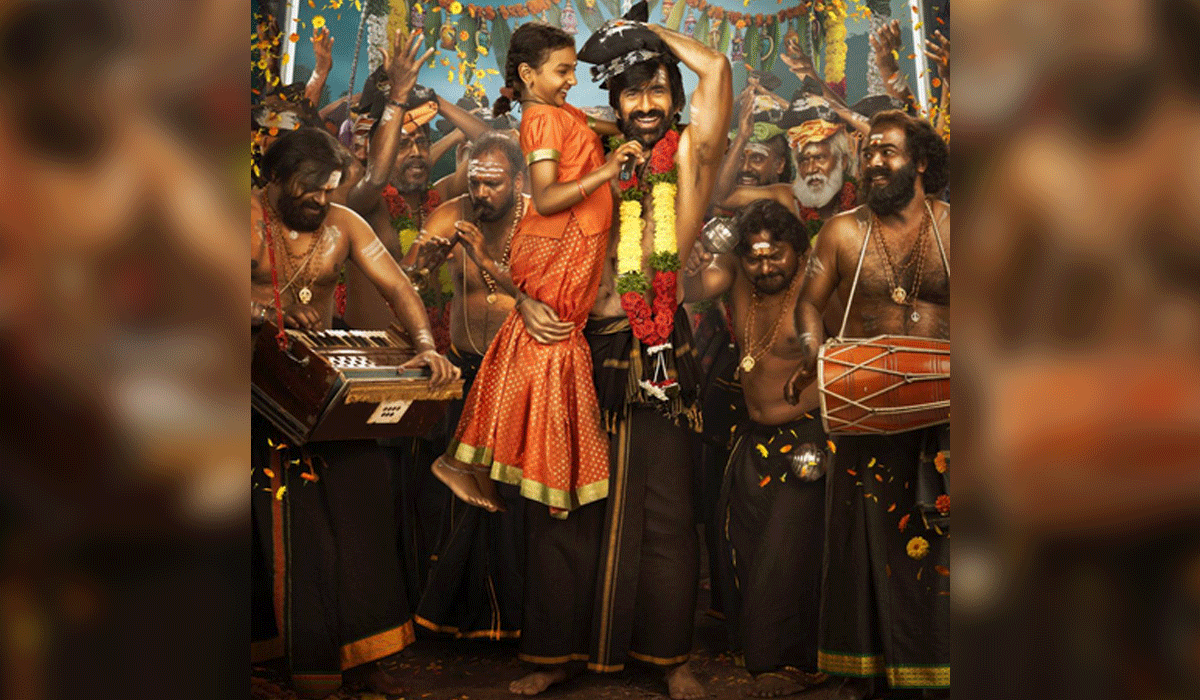 Ravi Teja begins dubbing for 'Irumudi'