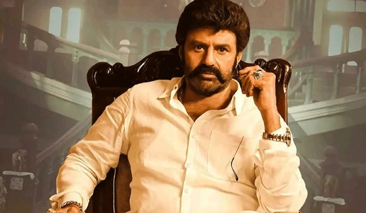 Balakrishna suffers muscle tear while shooting for stunt sequence in #NBK111; to undergo minor surgery