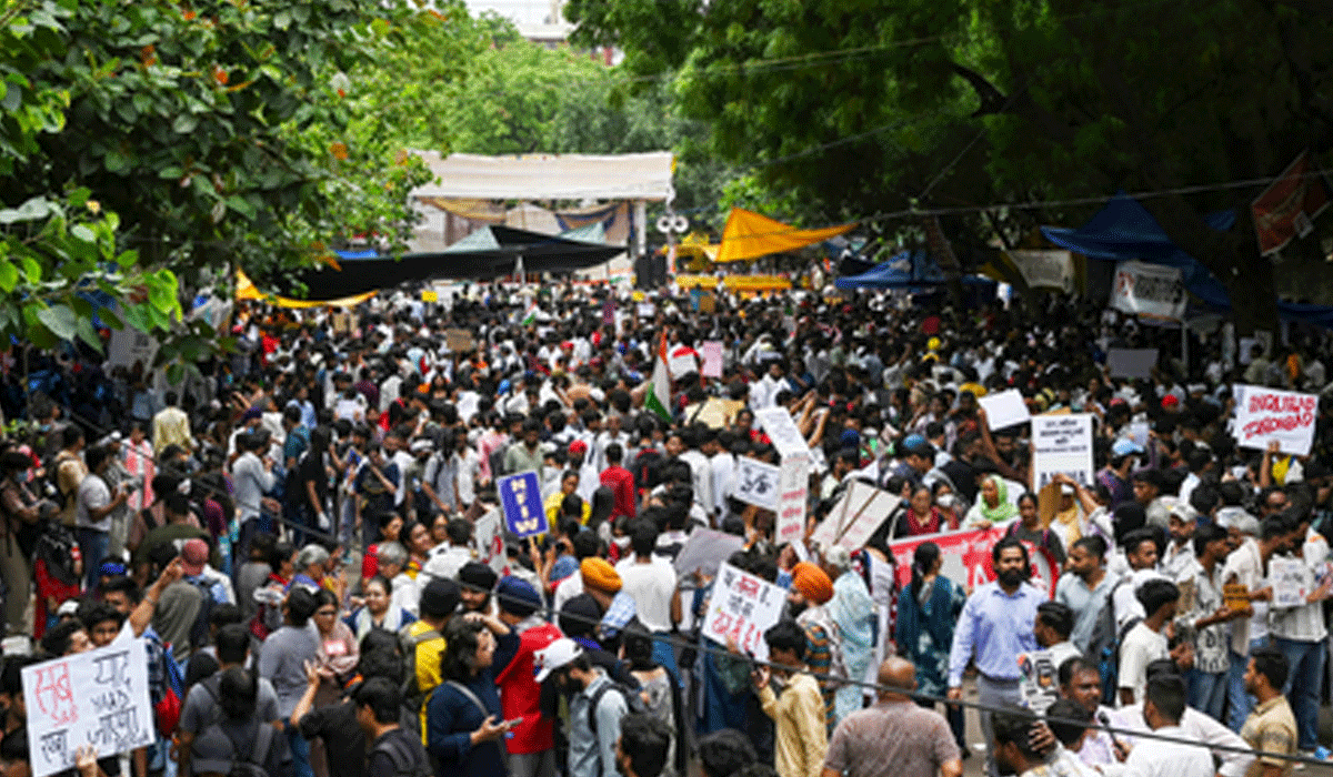 Cabinet approves Bill for harsher punishment in paper leak cases; to be introduced next week