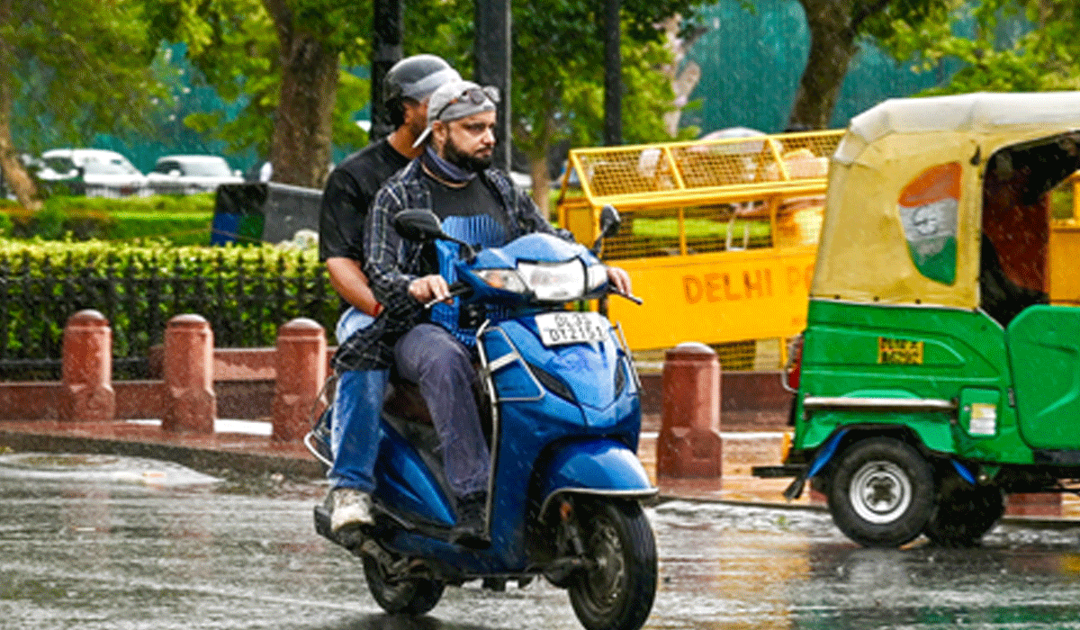 Cloudy skies, light rain likely across Delhi-NCR; temperatures to stay in mid-30s