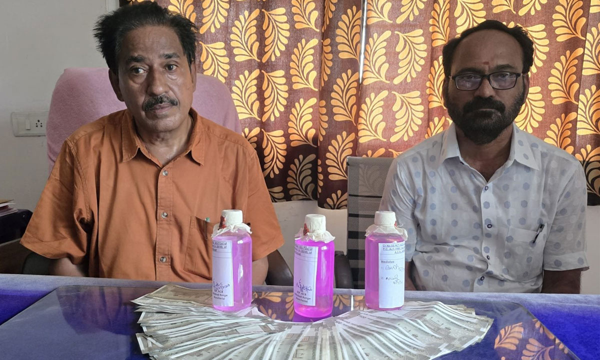 Telangana ACB Catches Irrigation Executive Engineer, Assistant Engineer Taking Bribe for NOC