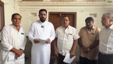Gudimalkapur Vegetable Market Shift: AIMIM Meets Traders, Asaduddin Owaisi Assures Efforts to Stop Move to Aziz Nagar
