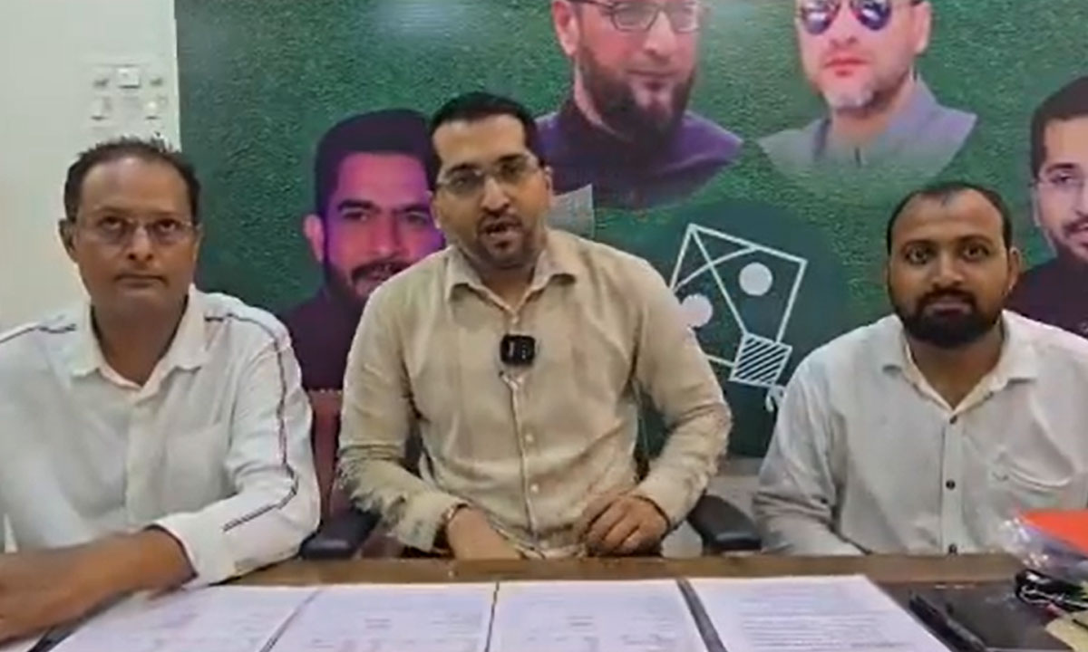 AIMIM Opens Free SIR Form Help Desk in Vijay Nagar Colony to Assist Residents